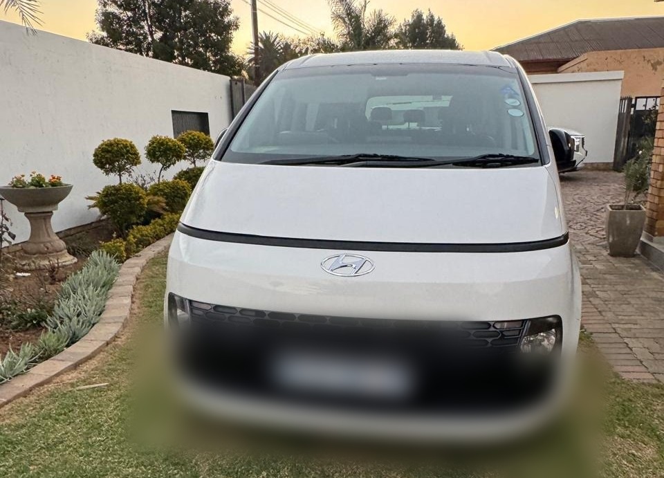 Hyundai Staria